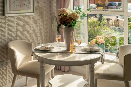 1 bedroom retirement property to rent - Photo 5