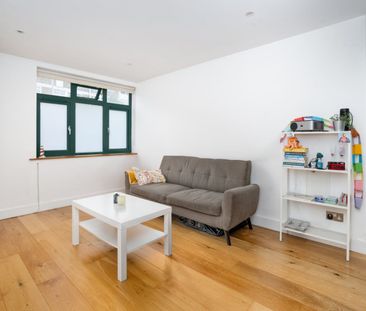 Buckhurst Street, London, E1 5QY - Photo 2