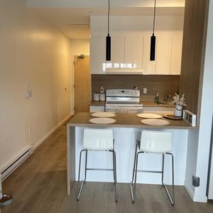 Studio Neuf Semi-meublé Ou Tout Meublé - Photo 2