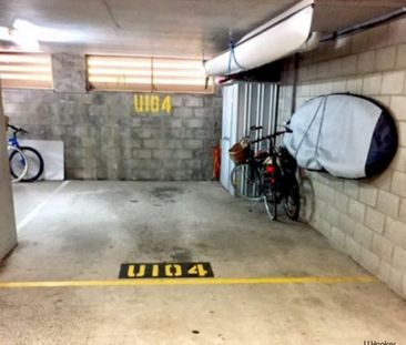 RENOVATED FURNISHED BEACHFRONT APARTMENT WITH POOL - Photo 2