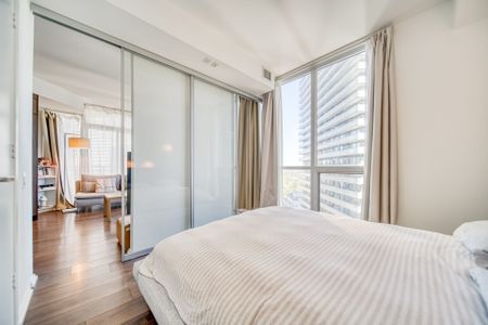 For Lease - 45 Charles Street Unit# 3609, Toronto, Ontario - Photo 4