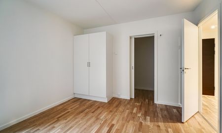 Købmandsgården-Porthuset - Lys 2 værelses lejlighed med god planløsning og altan placeret central i Bagsværd - Foto 5