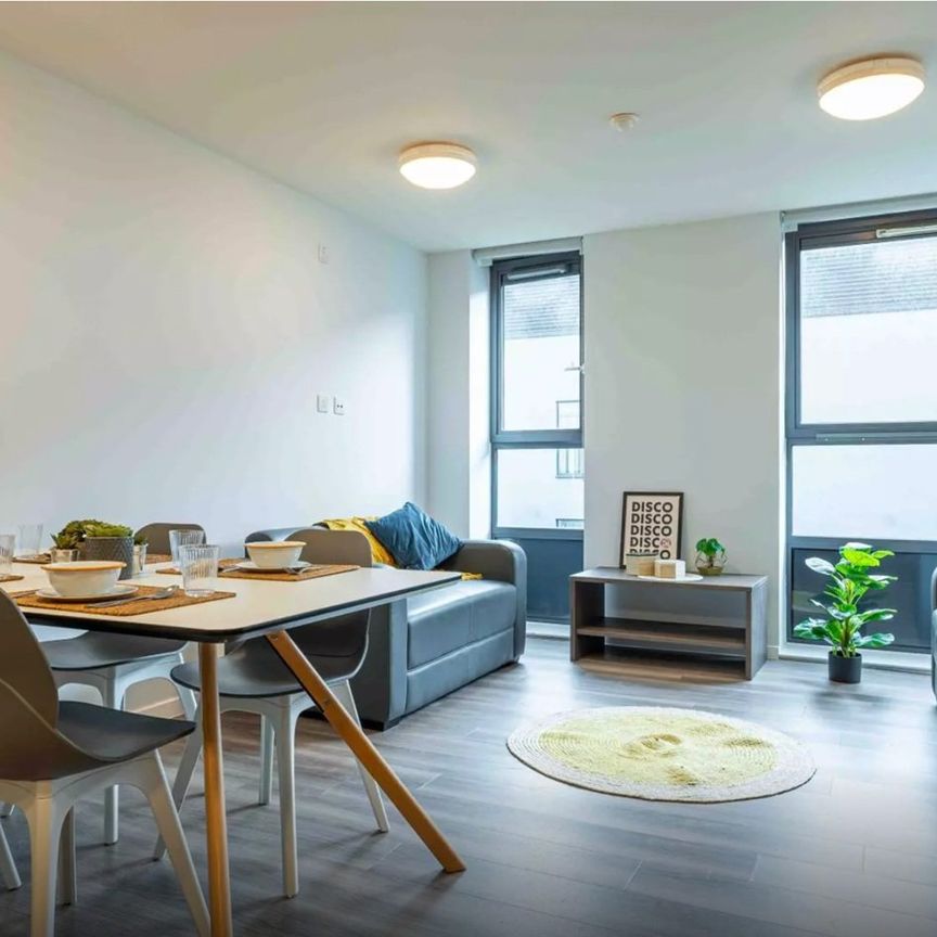 Room in a Shared Flat, Lakeside Way, HA9 - Photo 1
