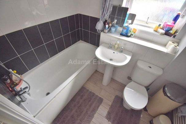 2 bedroom maisonette to rent - Photo 1