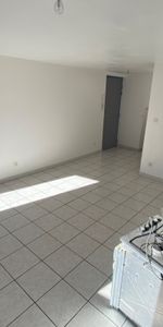 Studio à louer à Satillieu - Photo 4