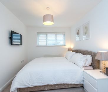 3 bedroom semi-detached house to rent - Photo 5