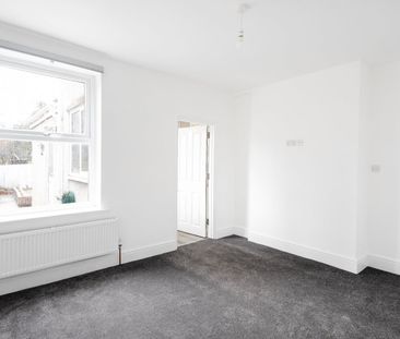 4 Bed Terraced House, Dunkirk Road, BS16 - Photo 1