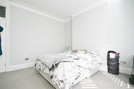 3 bedroom apartment to rent - Photo 3