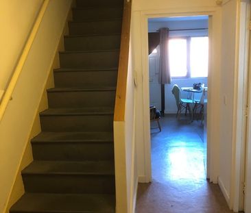 2 Bed Terraced House, Loxford Court, M15 - Photo 5