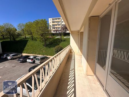 Location Appartement 4 pièces 66m² ST ETIENNE 42100 - Photo 4