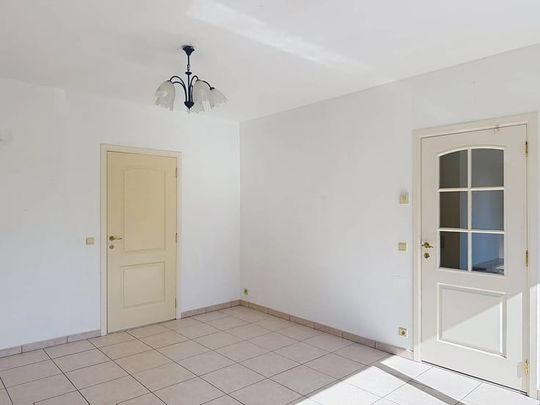 Appartement te huur - Photo 1