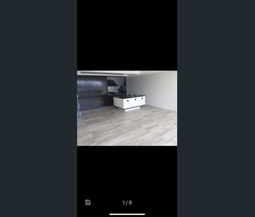 Haymarket The Quay penthouse fully furnished Master Bedroom for rent - Photo 3
