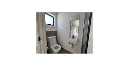 Private Room with Ensuite – Room 8 Available for Lease - Photo 5