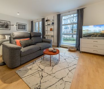 City-Residence: Schicke großzügige Wohnung mit Terrasse - Photo 2