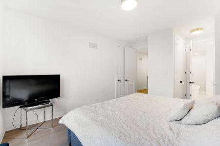 For Lease - 3079 Langdon Road, Oakville, Ontario - Photo 4