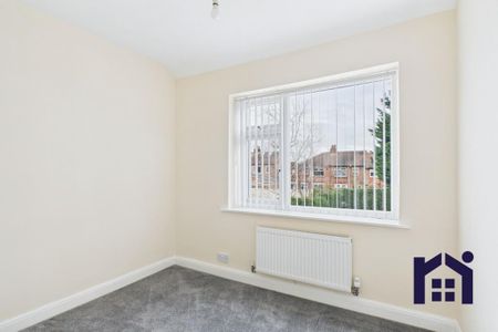 3 bedroom semi-detached house to rent - Photo 2