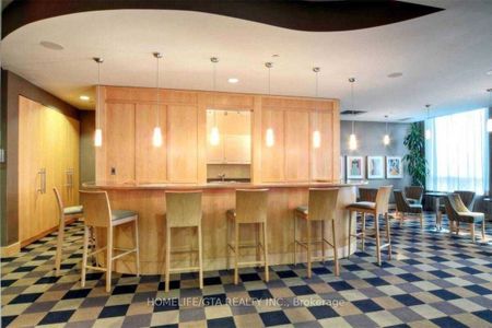 For Lease - 8 Mondeo Drive Unit# 1013, Toronto, Ontario - Photo 2