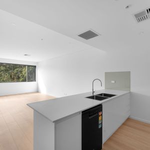 Central Location - Photo 2