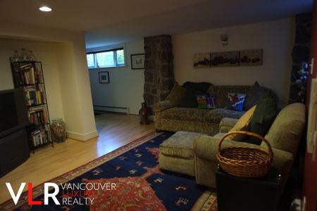 House in Vancouver West Side, BC - Photo 4