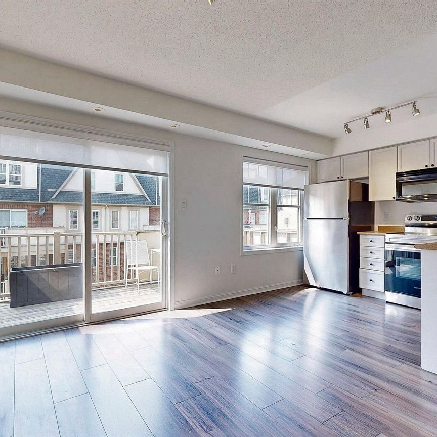 For Lease - 595 Dundas Street Unit# 2, Mississauga, Ontario - Photo 1