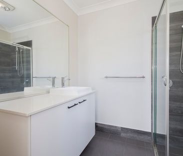 13 Sandcastle Street, Fern Bay NSW 2295 - House For Rent | Domain - Photo 2