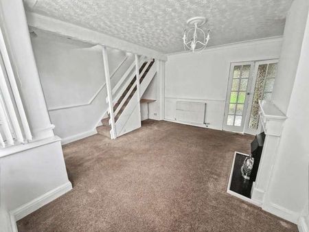 Broomhall Road, Manchester, M9 - Photo 3