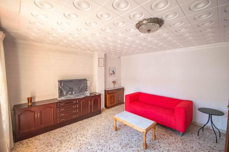 Piso de alquiler en Plaza Castelar - Mercado Central - Photo 2