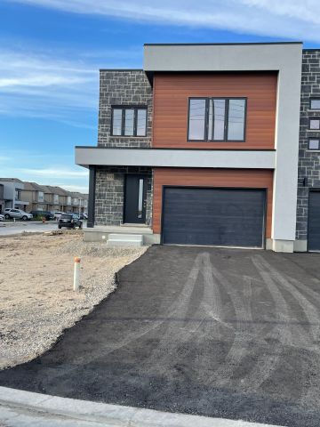 For Lease - 3001 Turner Crescent, London South, Ontario - Photo 4