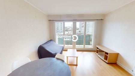 Location appartement à Brest, 2 pièces 47m² - Photo 4