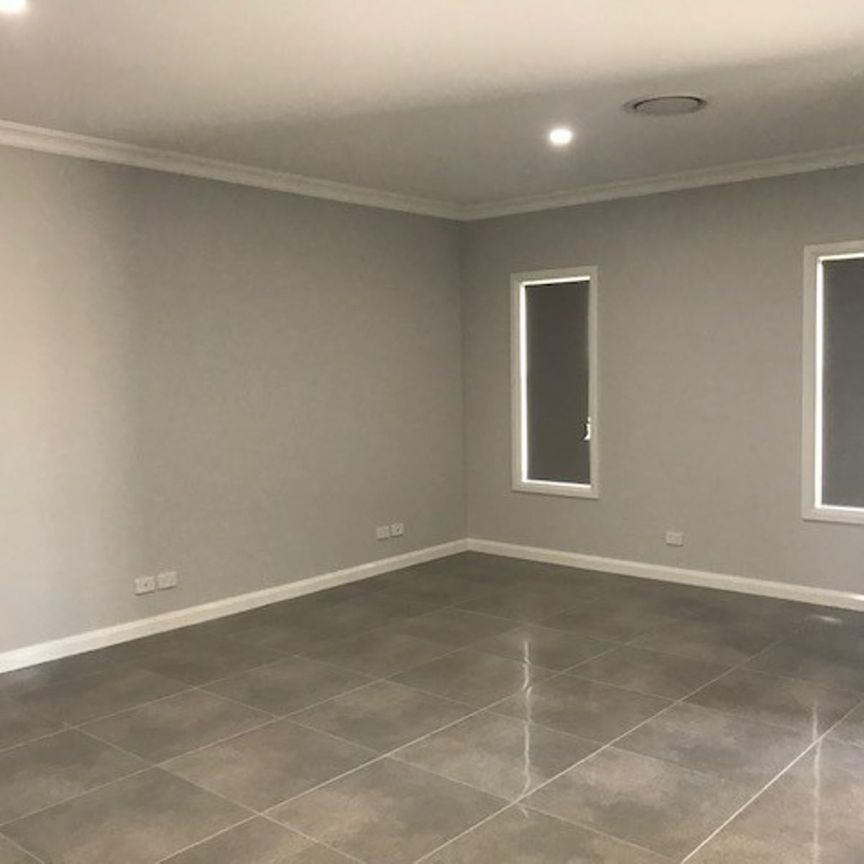 Two Bedroom Modern Unit in Central West Location - Photo 1