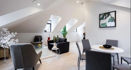 3 bedroom flat to rent - Photo 4