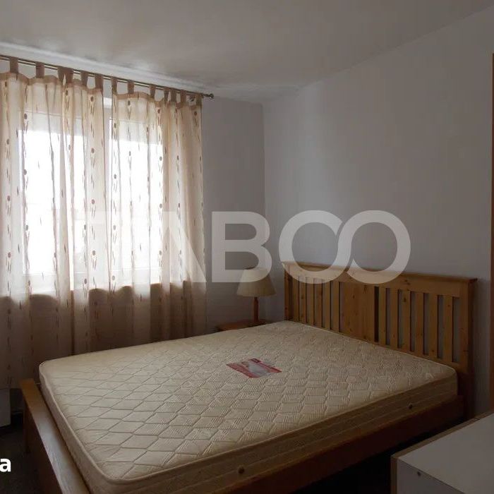 Apartament 2 camere cu balcon decomandat de inchiriat zona Strand - Photo 1