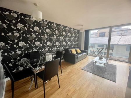 2 bedroom apartment to rent - Photo 2