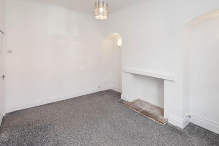 2 bed House - Terraced for Rent - Photo 2