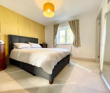 4 bedroom detached house to rent - Photo 6