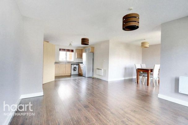 2 bedroom apartment to rent - Photo 1