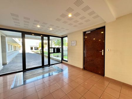 Location appartement 3 pièces, 73.00m², Reims - Photo 2