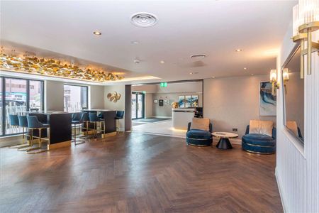 AVAILABLE NOW | 1 BED FULLY FURNISHED | Located on the ninth floor of a high spec apartment building | Access to Park Regis Hotel amenities. - Photo 5