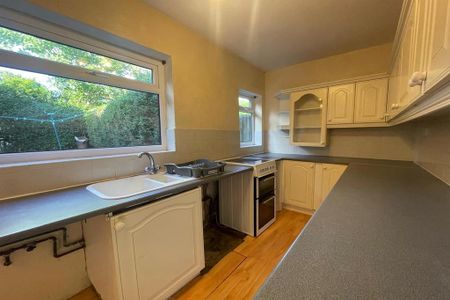 2 bedroom terraced house to rent - Photo 4