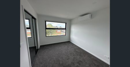 Brand New Modern Townhouse - Photo 3