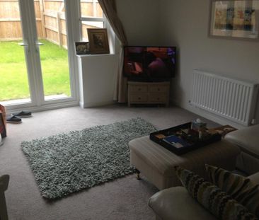 4 bedroom townhouse to rent - Photo 2