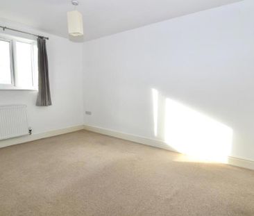 A quiet Marina based position, spacious interiors and allocated par... - Photo 2