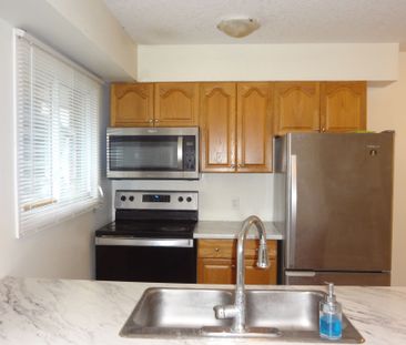 For Lease - 211 Veronica Drive Unit# 49, Kitchener, Ontario - Photo 4