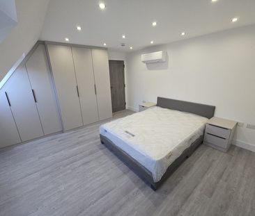 Room in a Shared House, Hilliers Lane, CR0 - Photo 1