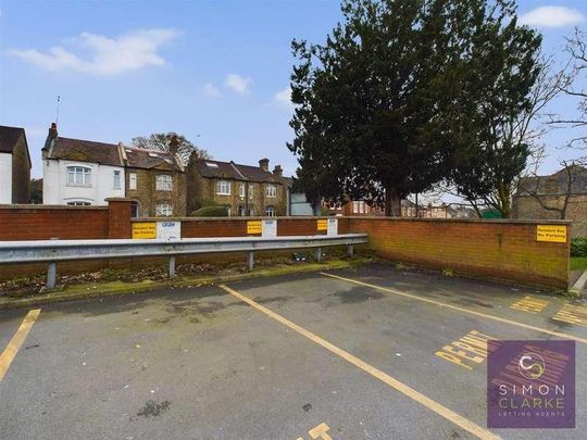 Totteridge Lane, Whetstone, N20 - Photo 1