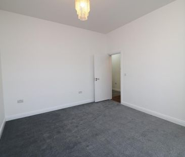 3 bedroom maisonette to rent - Photo 2