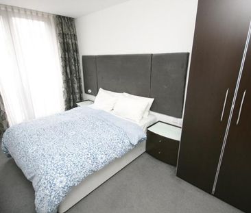 2 bedroom apartment to rent - Photo 4