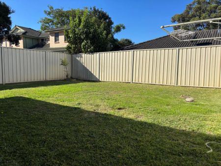 1/12 Boyd Street, Blacktown NSW 2148 - Photo 5