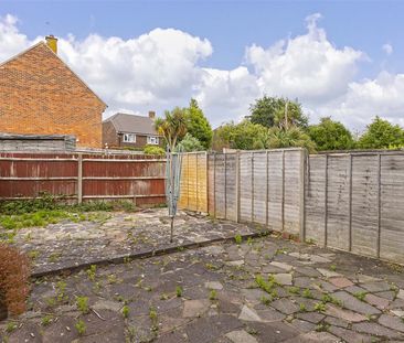 Halewick Close, Lancing - Photo 1