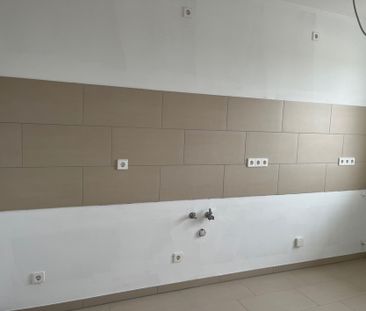 Viel Platz für die Familie: Großzügige und exklusiv modernisierte 4... - Foto 1